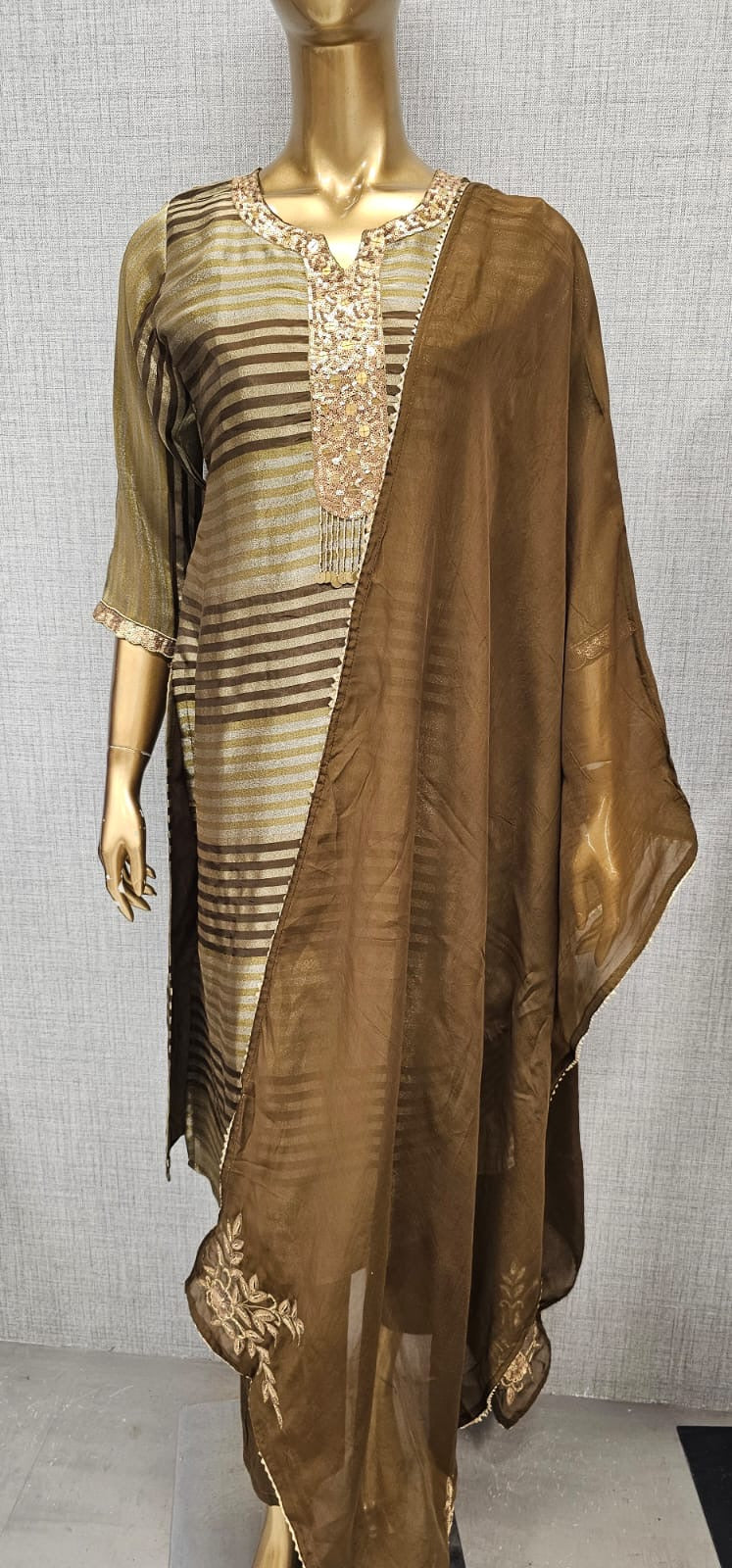 Tissue suit with organza Dupatta with handwork detailing