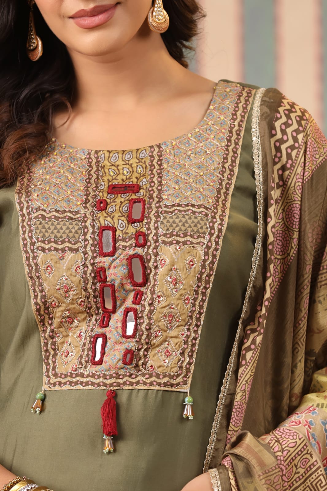 Olive Kutch muslin suit