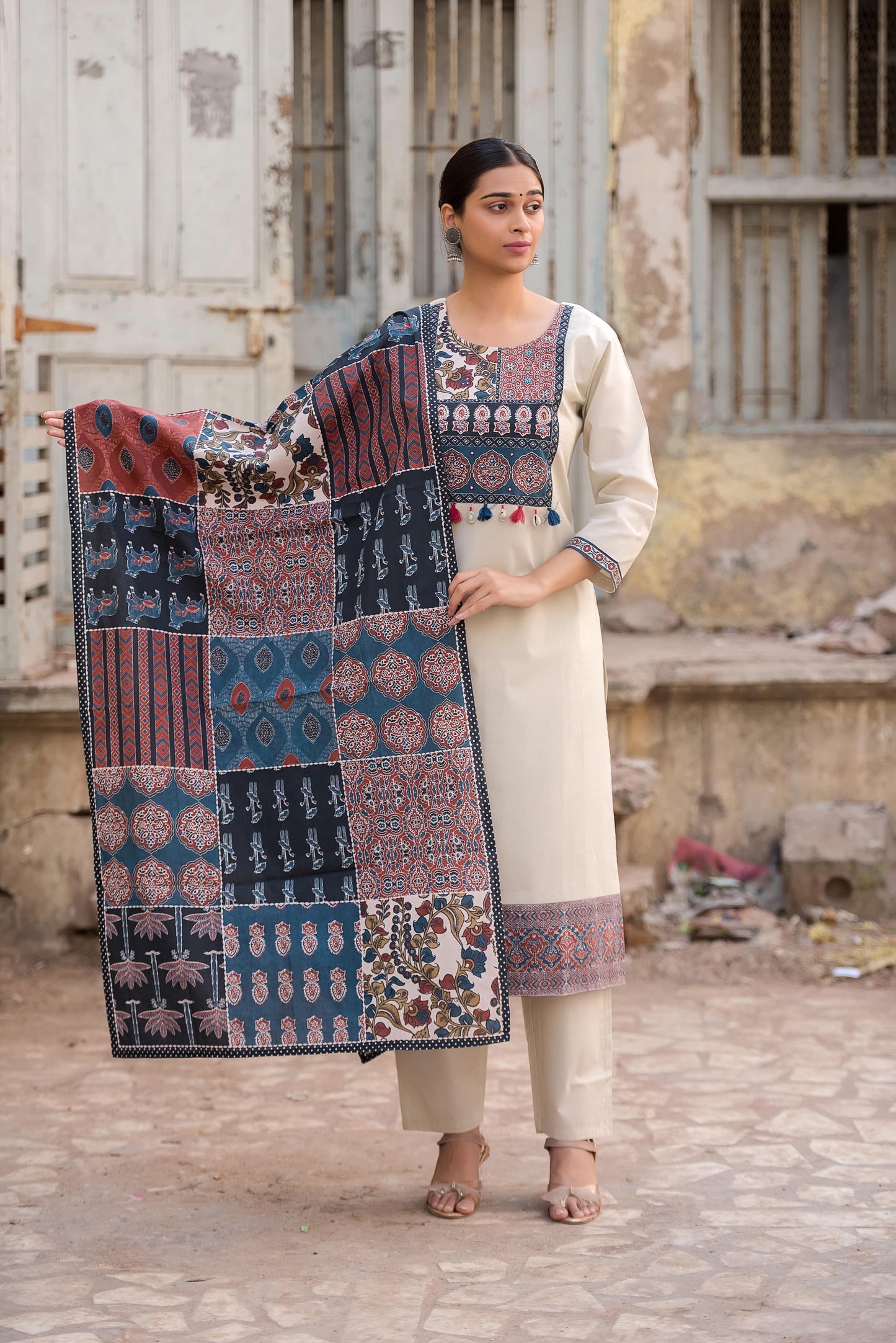 Cream kutch ajrakh cotton Set