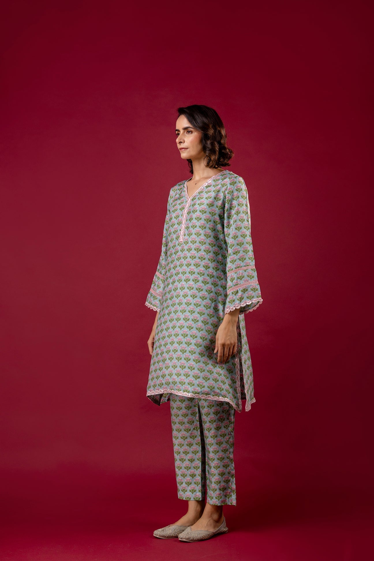 Sea Green Muslin Comfort Fit Co-Ord Set with Embroidered Laces