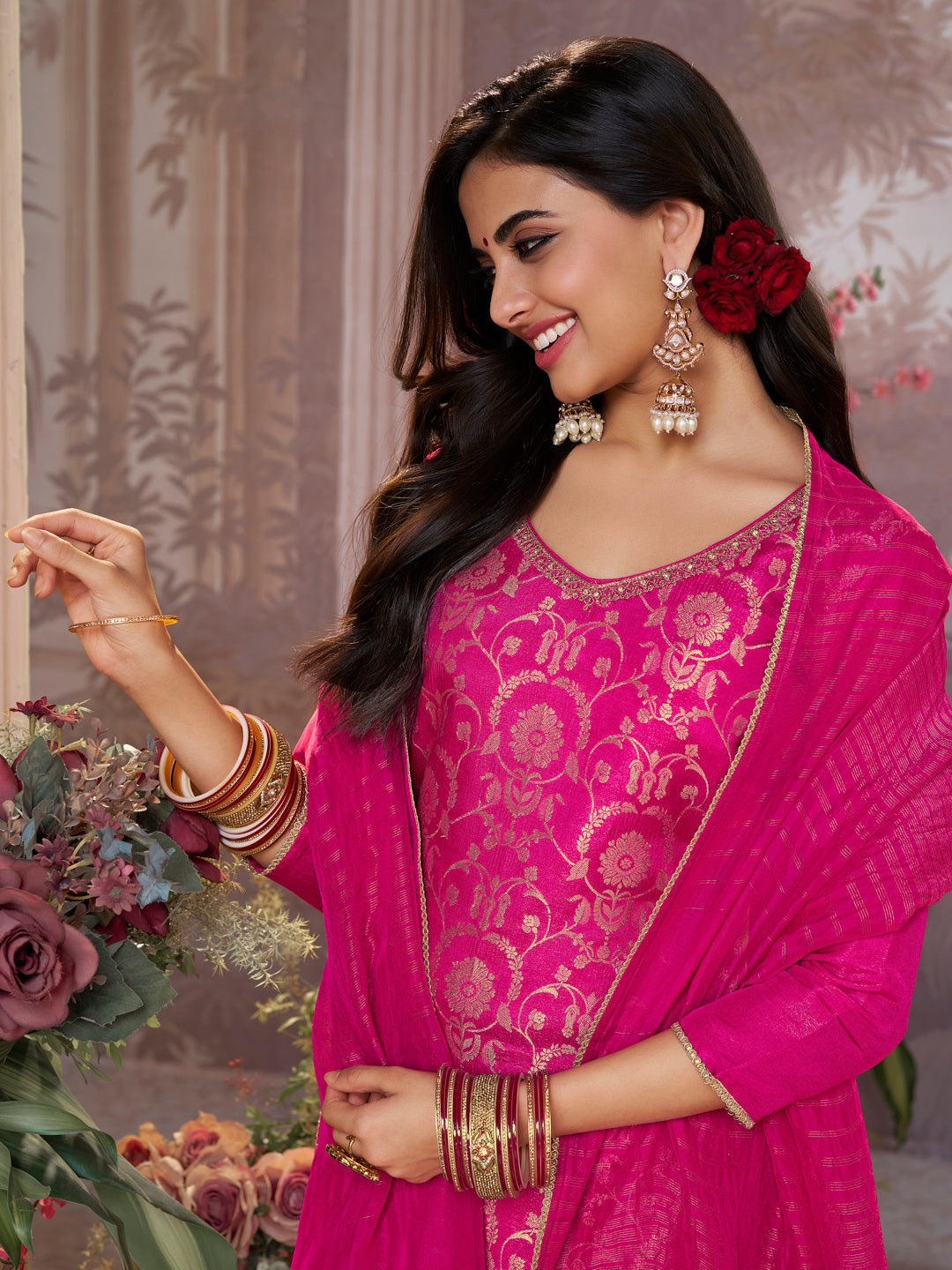 Pink silk Kurta Set with Jacquard and Zari Work, Paired with an Organza Dupatta