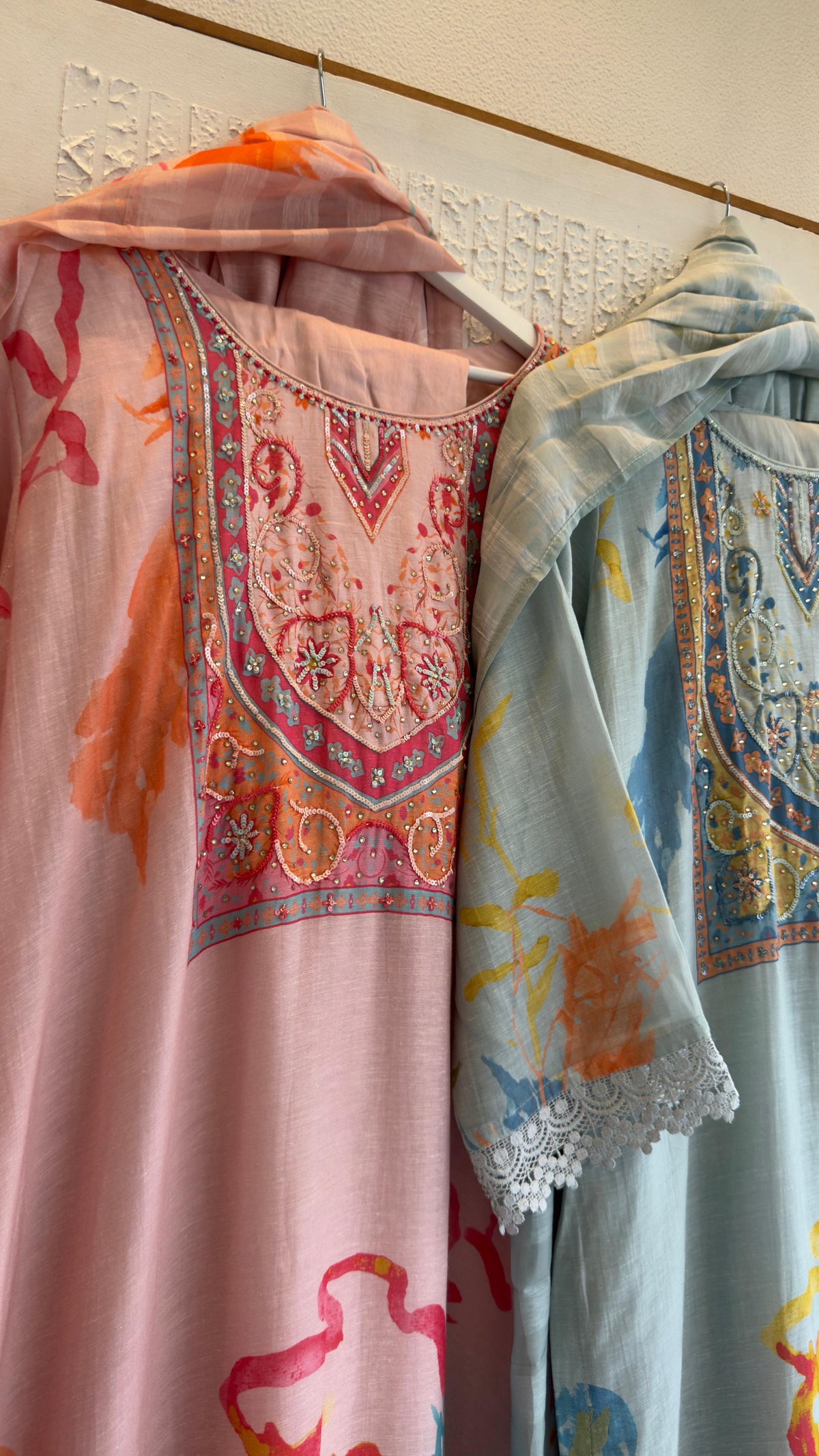Premium linen digit print suit with soft organza dup and cotton silk plazoo