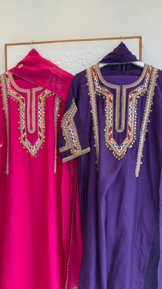 Heavy & beautiful handwork all over sleeves n neck line in pure chandari silk fabric