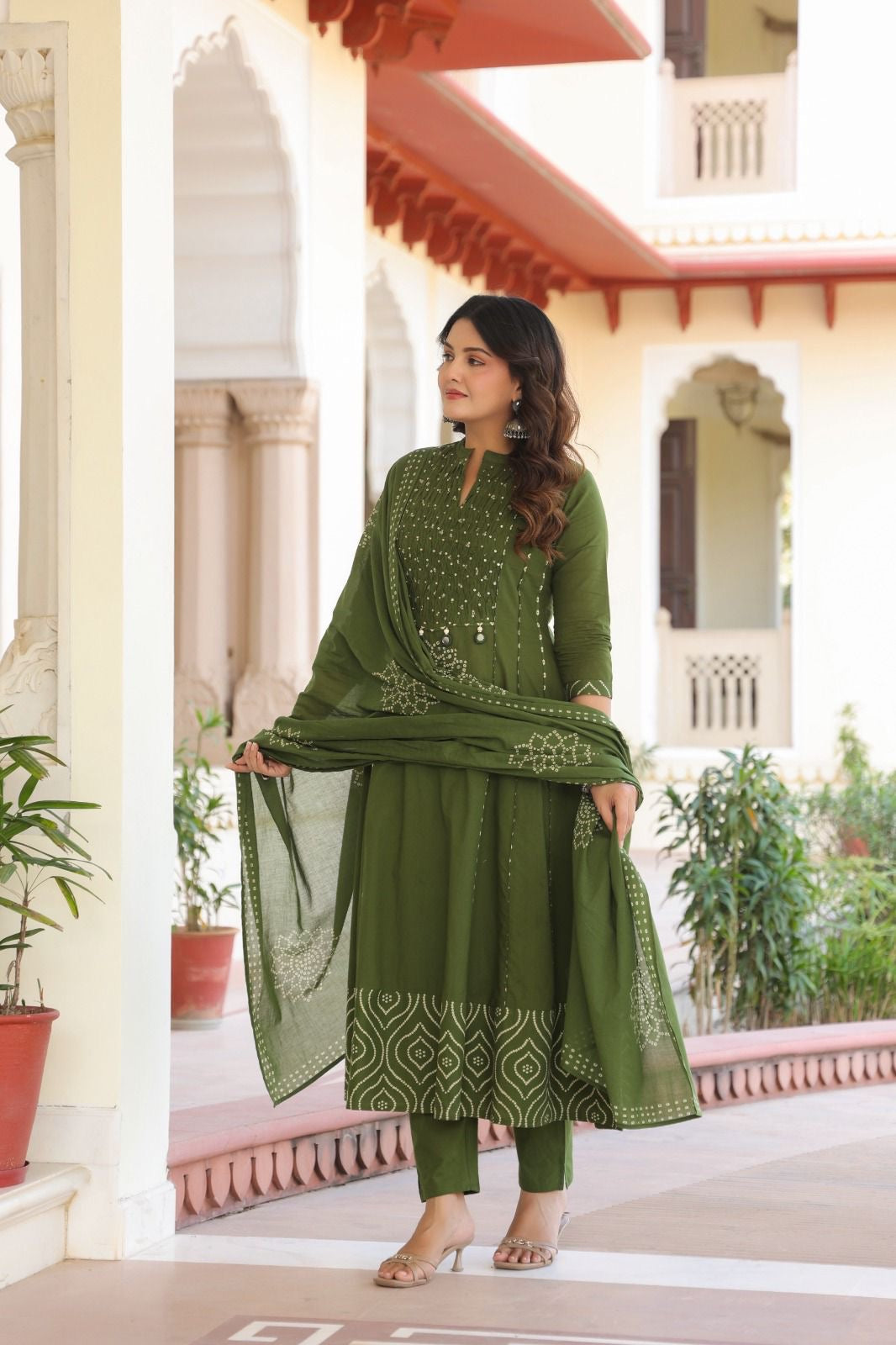 Mehendi green cotton Bandhani real mirror work detailing