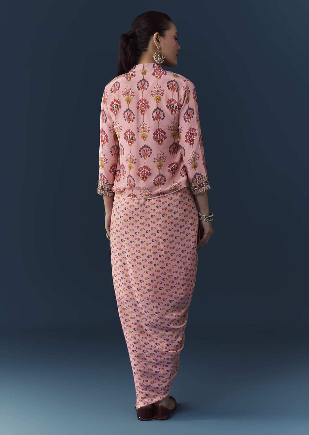 Jacket with single dress in crepe fabric