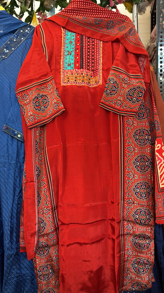 Gajji soft red and blue