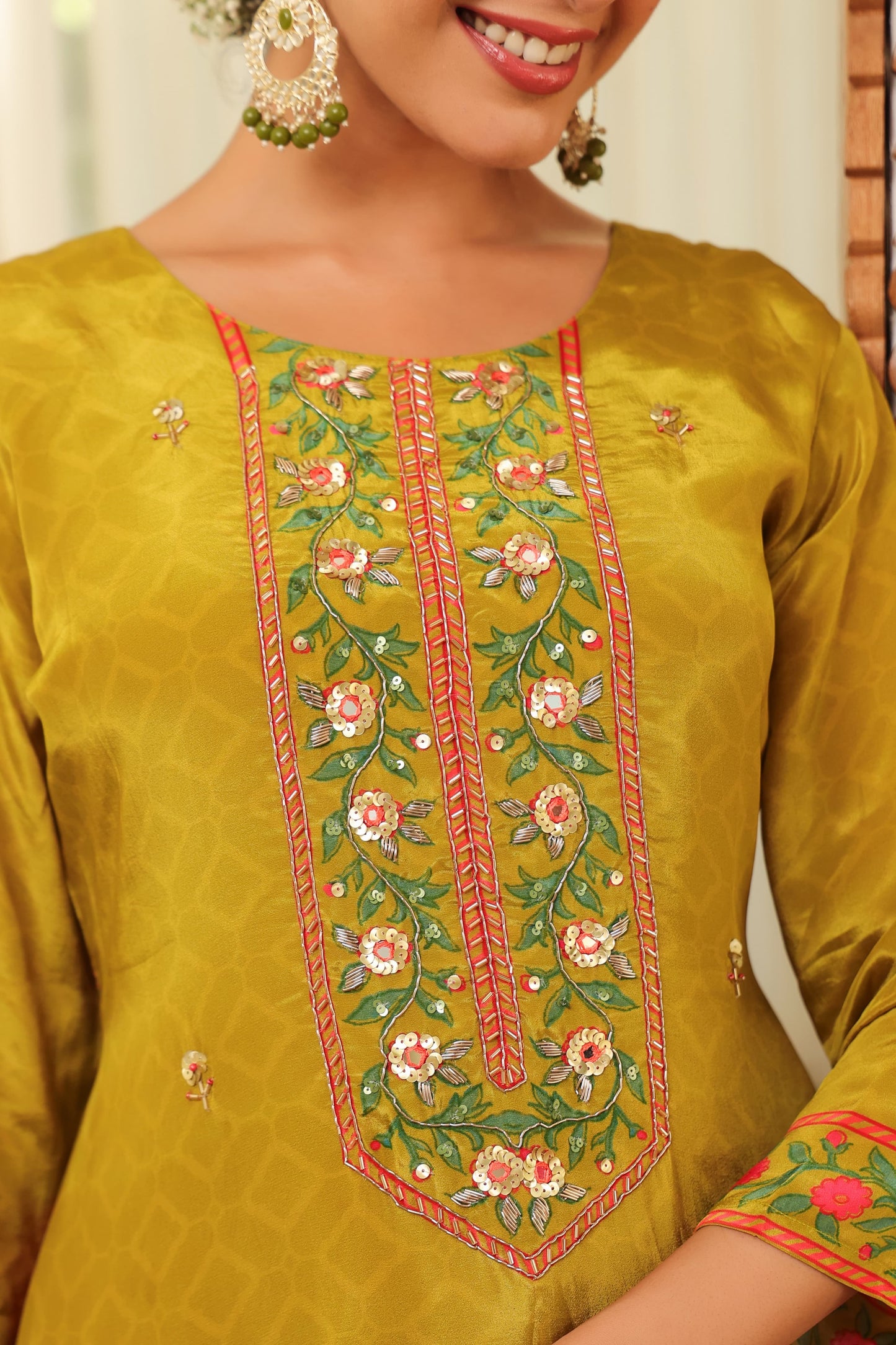 Green pure crepe suit with chiffon Dupatta and muslin pants
