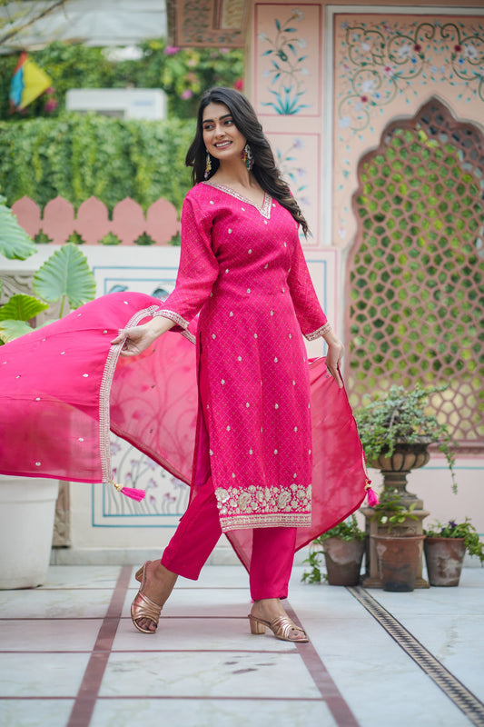 Bandhani pink chinon suit
