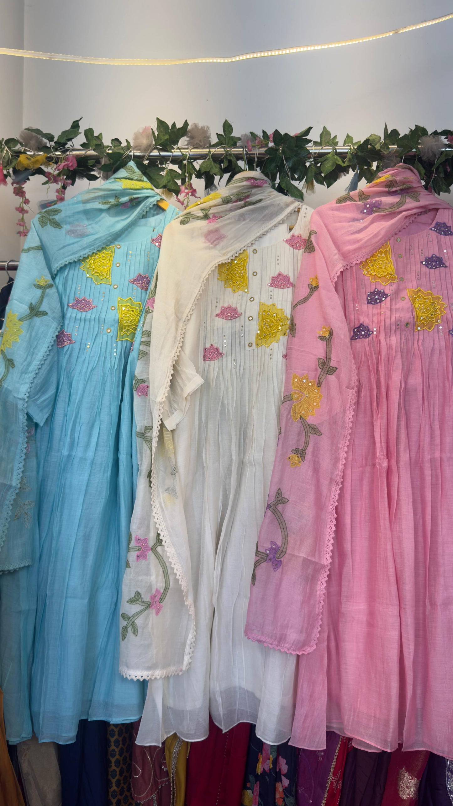 Pastel mul chandari appliqué suit