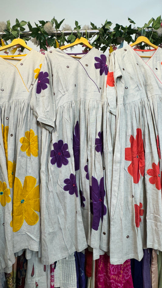 Appliqué flower dress