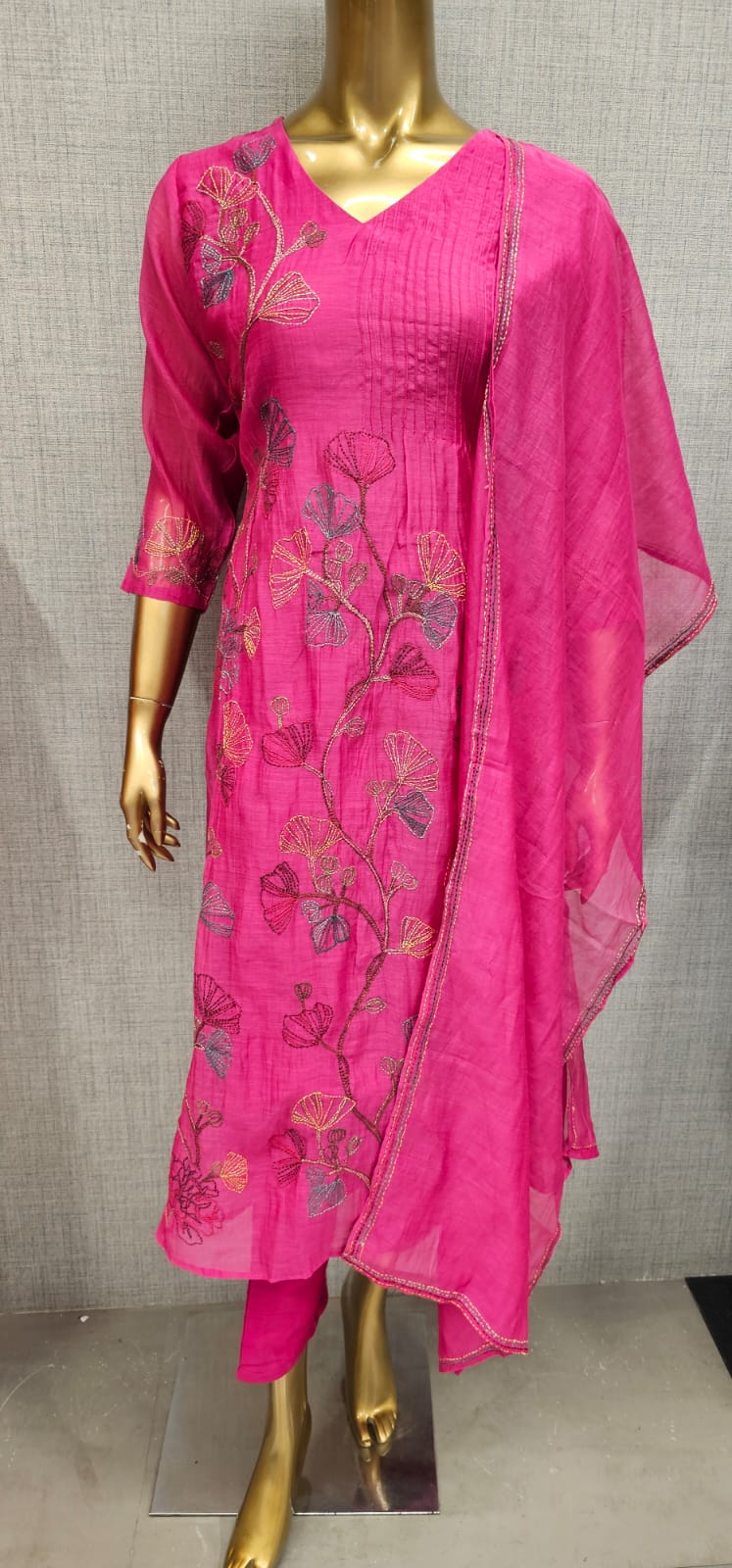 Katha Aline premium mul chandari suit