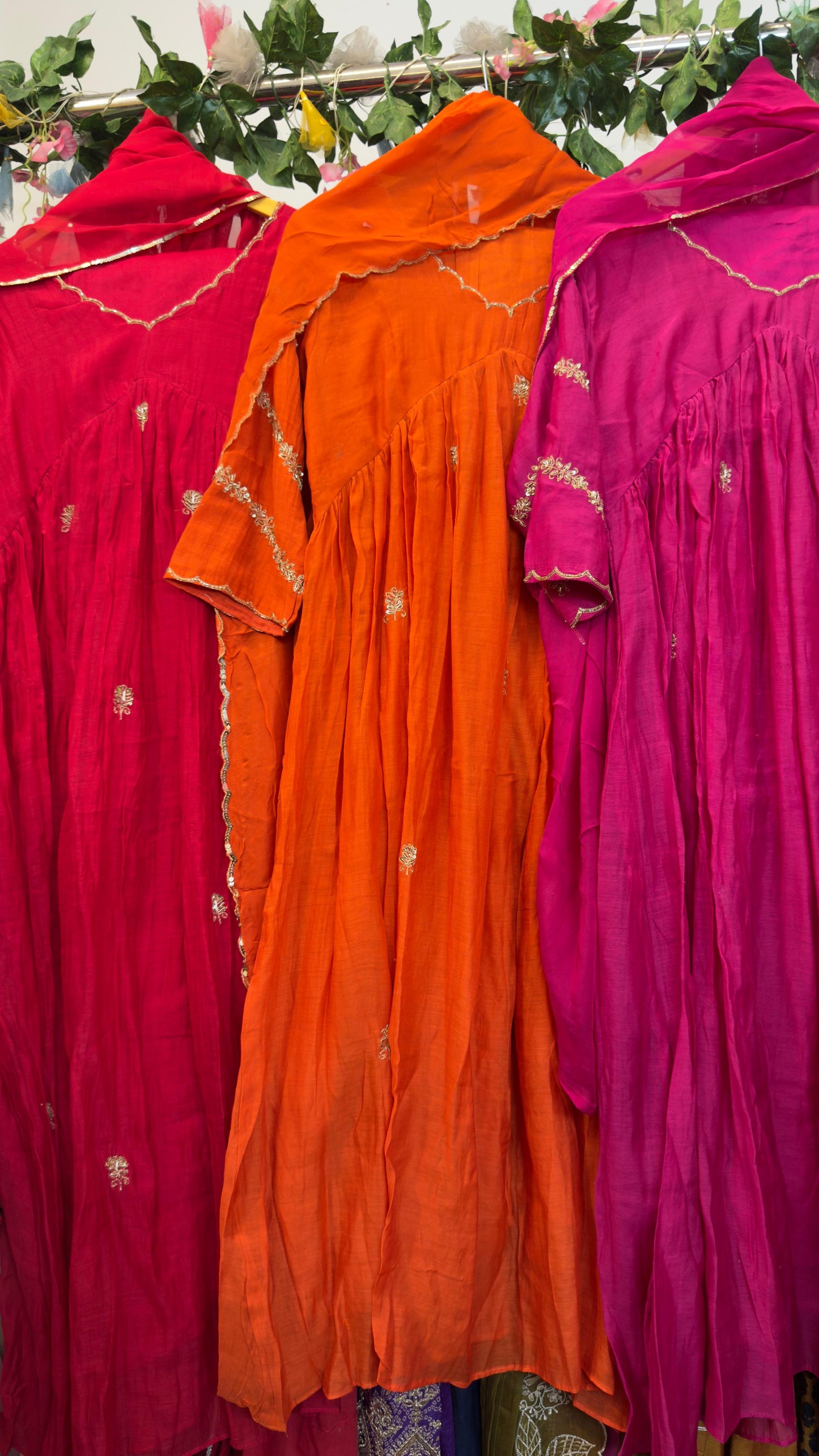 Alia mul chandari suit with soft organza dup and pants