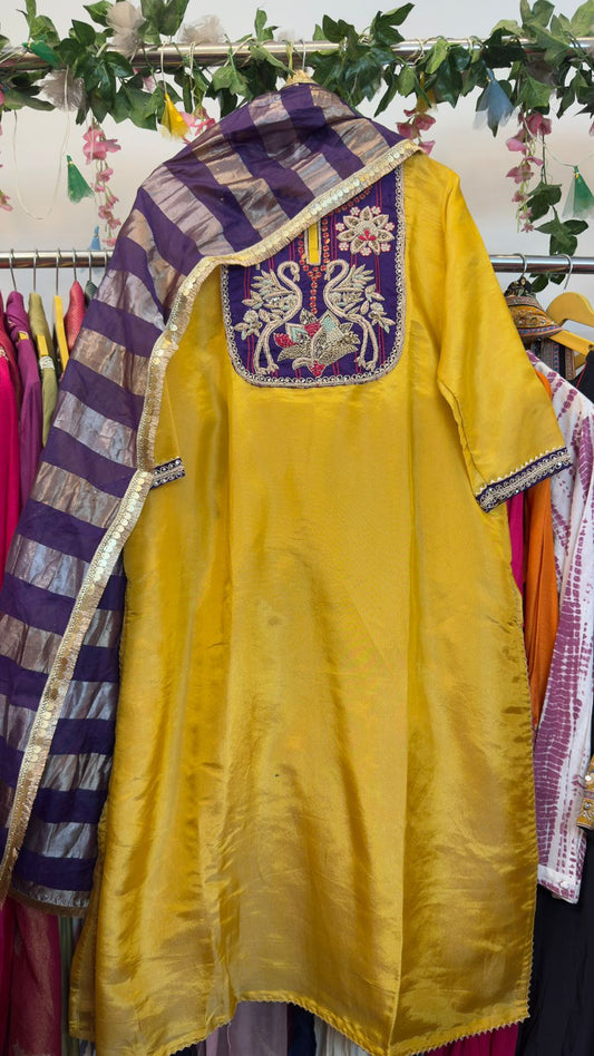 Classy premium yellow tissue straight suit