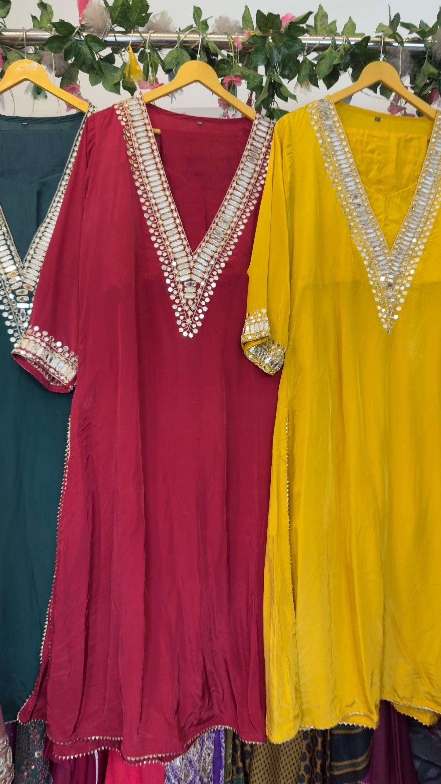 Real mirror buster crepe suit