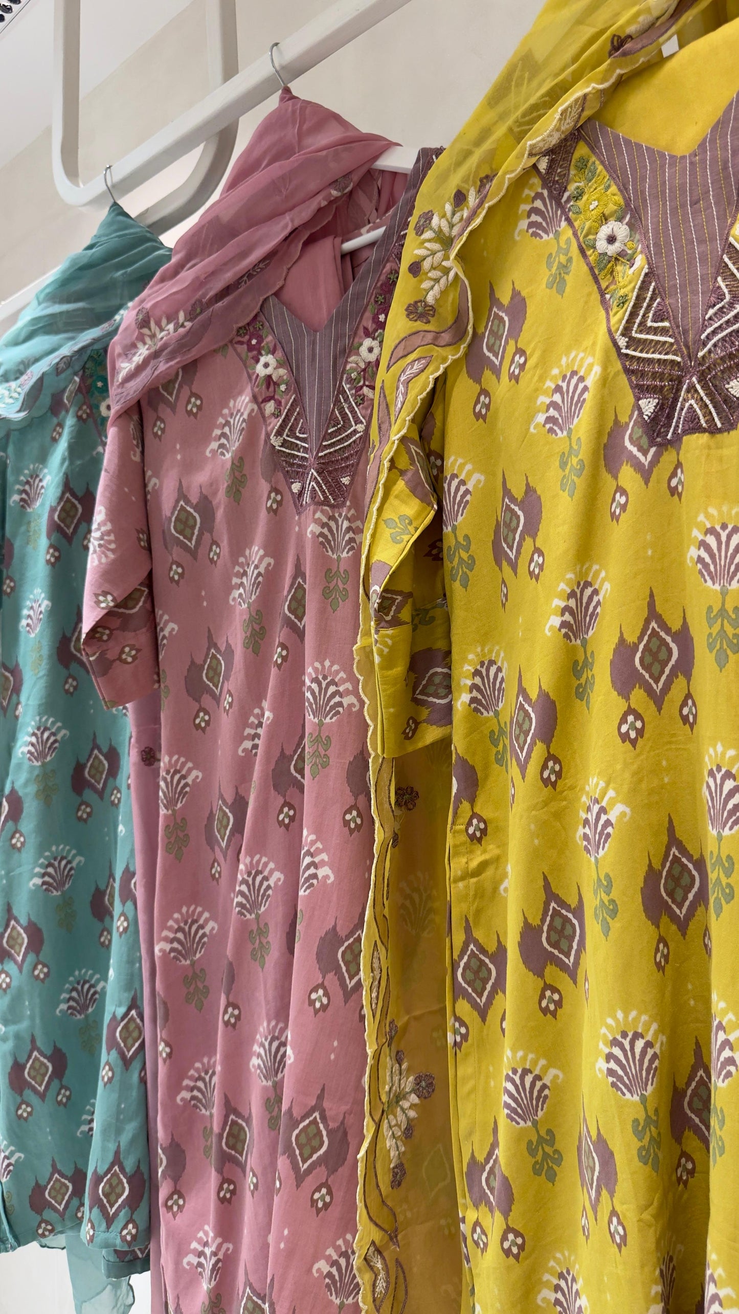Ikaat pribt muslin chandari kurta with organza Dupatta and cotton silk pants