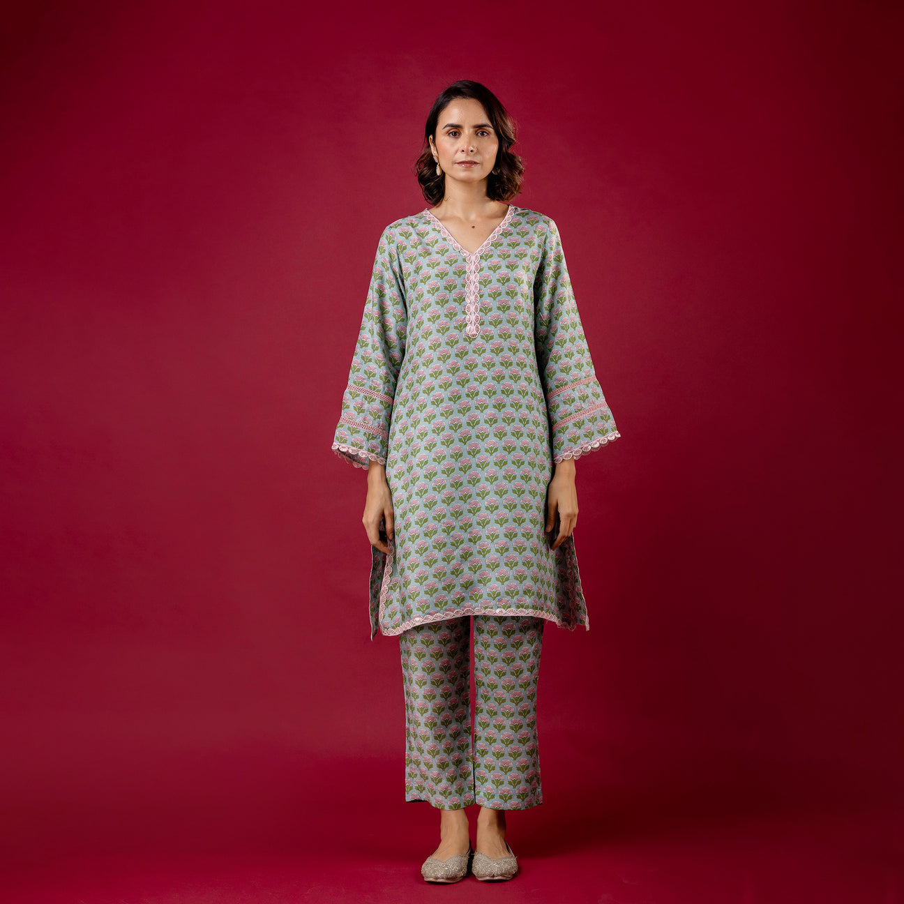 Sea Green Muslin Comfort Fit Co-Ord Set with Embroidered Laces