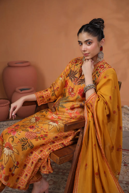 Traditional Print Straight Kurti With Pant And Printed Dupatta