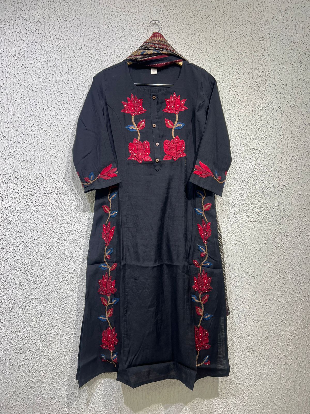 Modal rose ( black & blue)embroidery suit