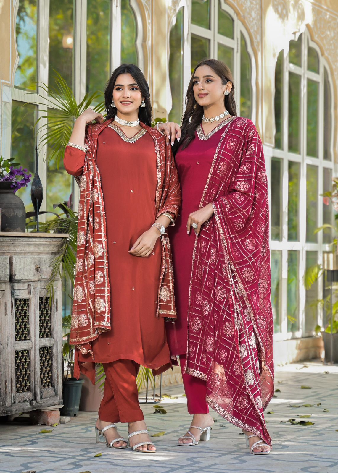 Chinon red & rust Bandhani Dupatta