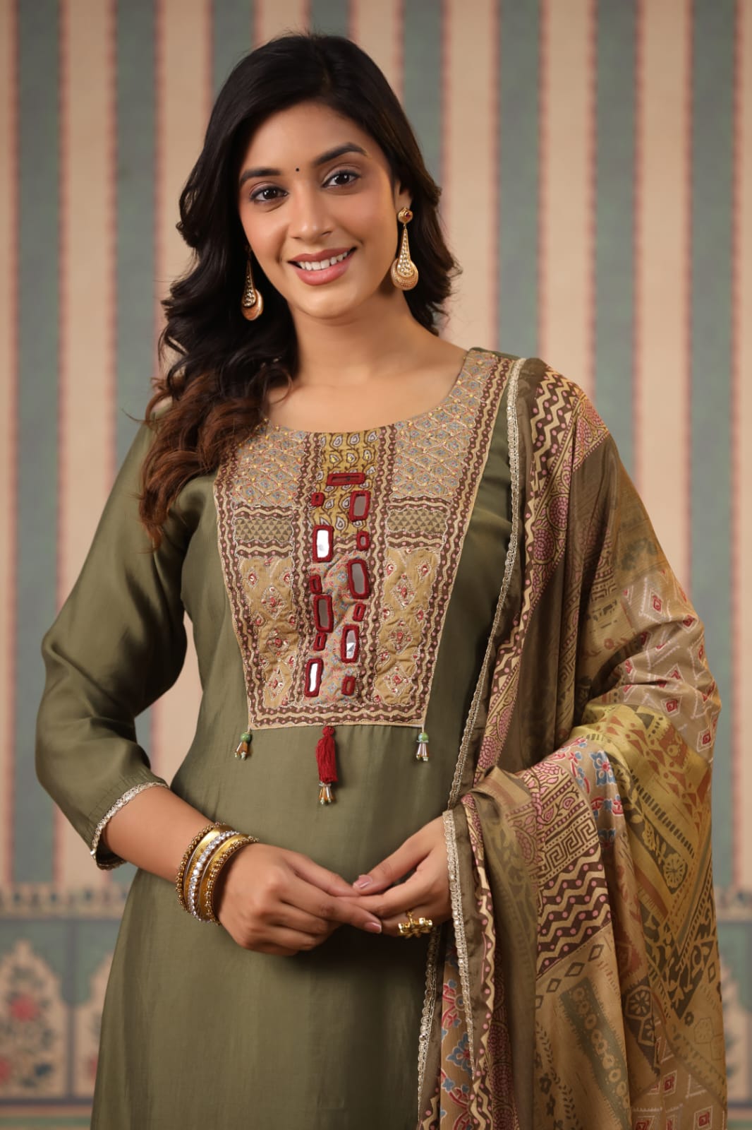 Olive Kutch muslin suit