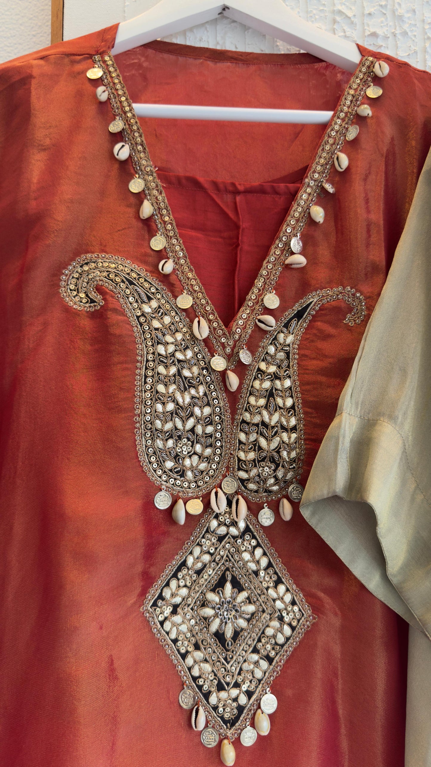 Tissue kaftan set with cotton silk inner and tissue pants