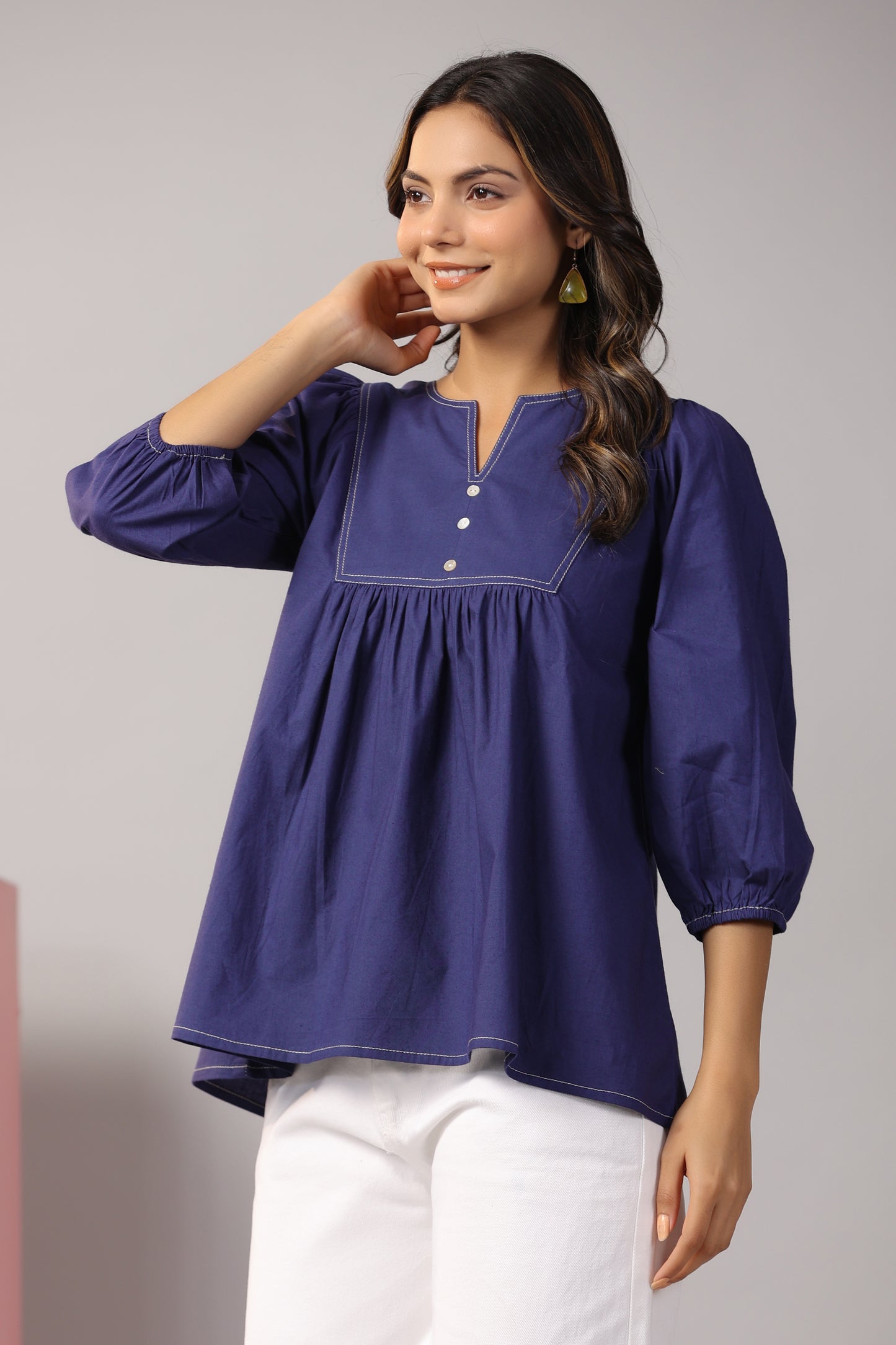 Solid cotton top