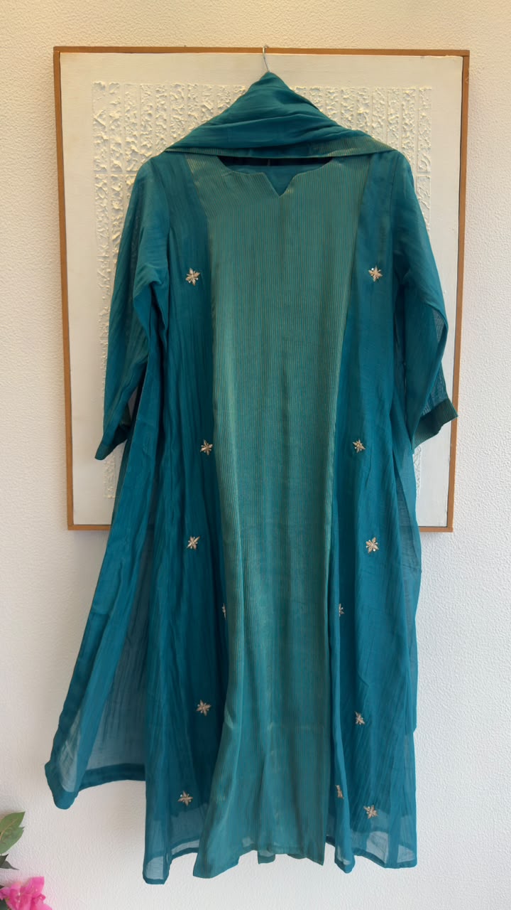 Mul chandari suit with touch of tissue with zardozi work