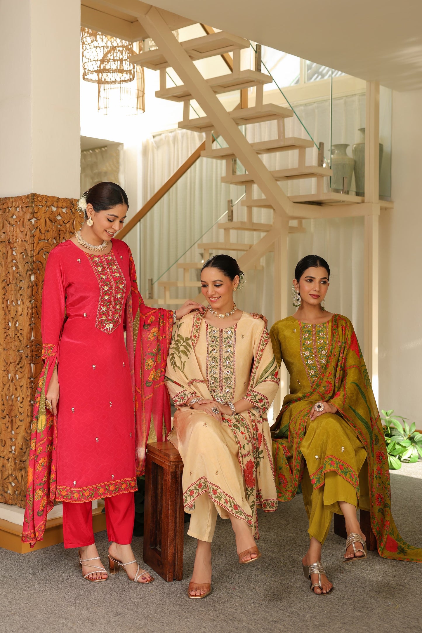 Pink pure crepe suit with chiffon Dupatta and muslin pants