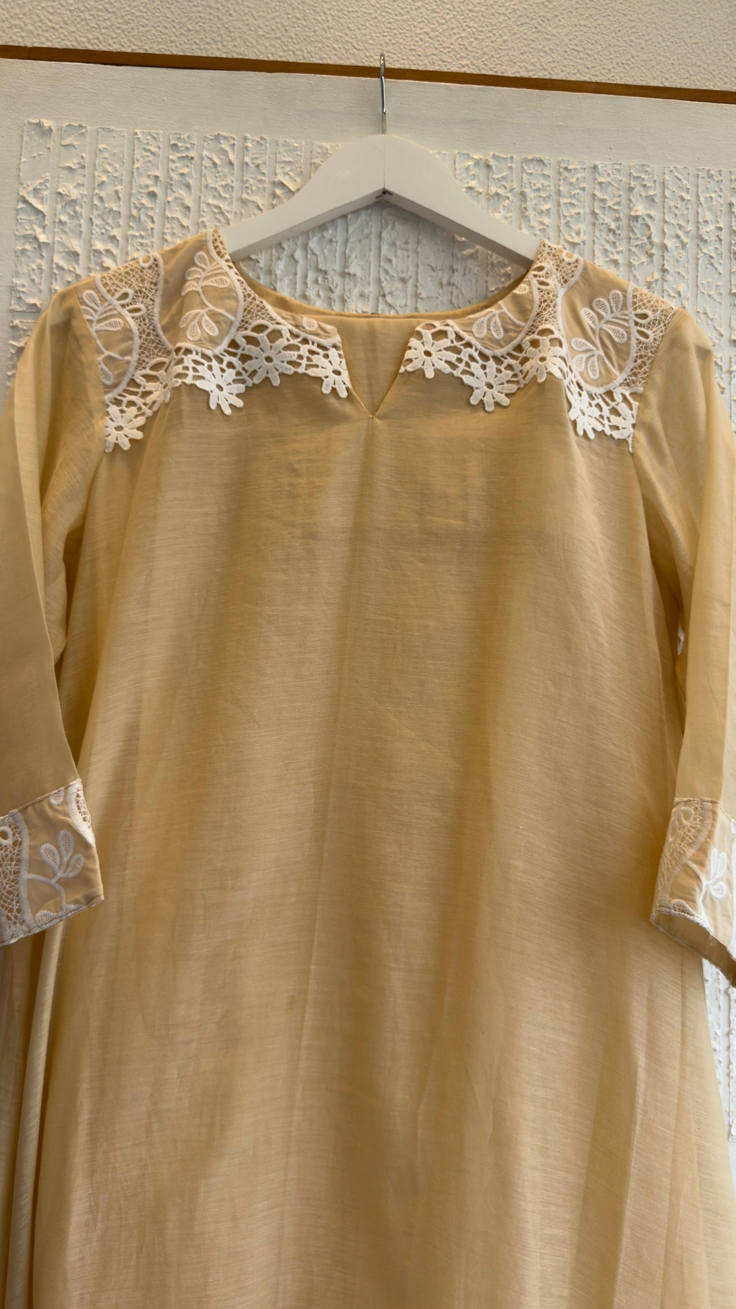 Parsi style mul chandari kurta pant set