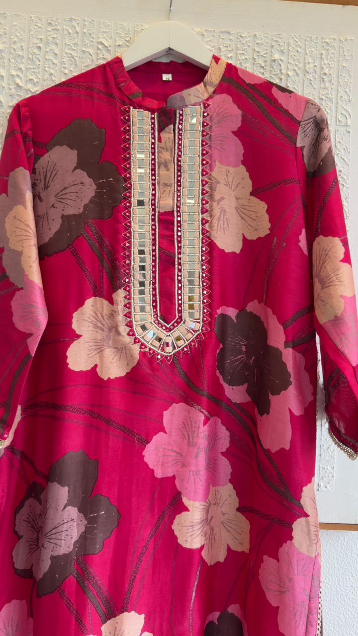 Digit print pure chandari silk kurta pant
