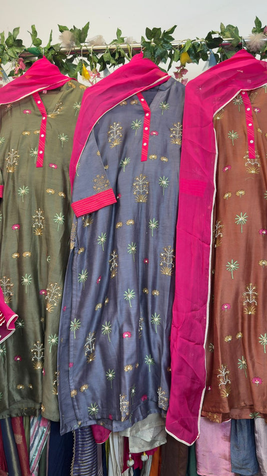 Classy look with  mul chandari silk suit with pants & organza Dupatta