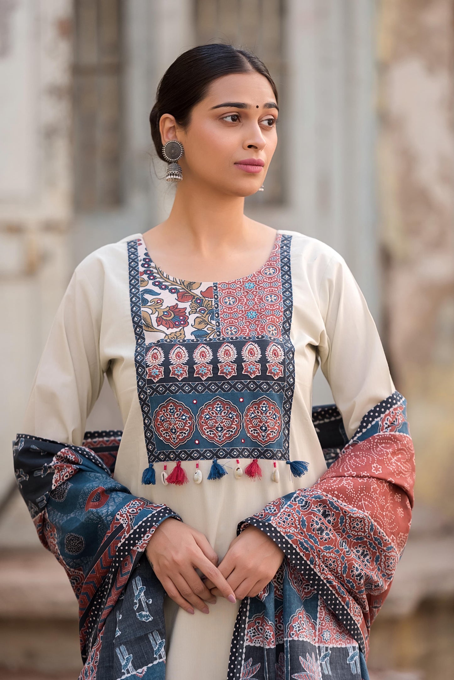 Cream kutch ajrakh cotton Set