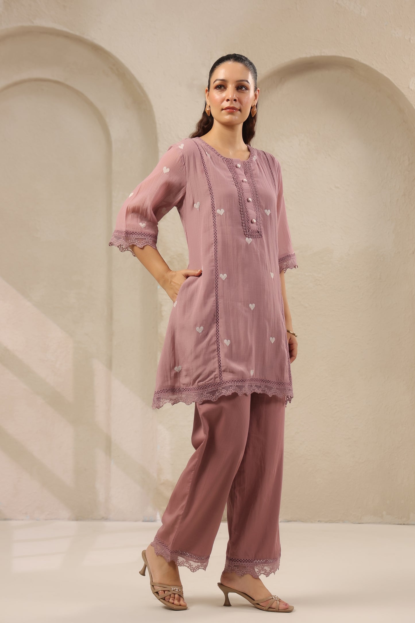 Heart onion pink mul chandari co ord set