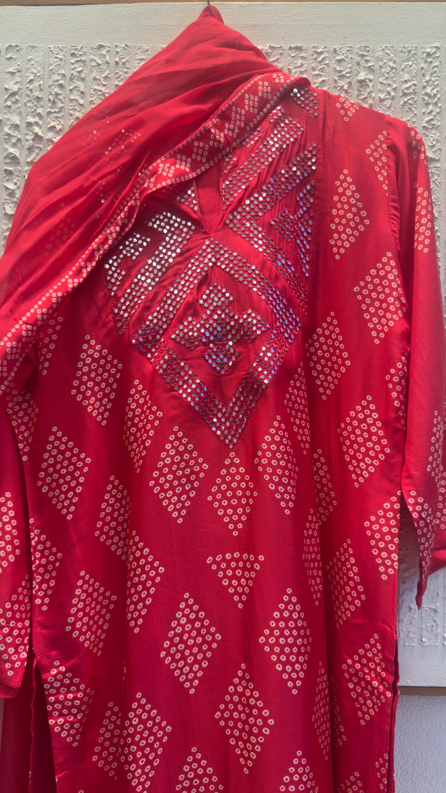 Red Bandhani silk suit with organza dup & pants