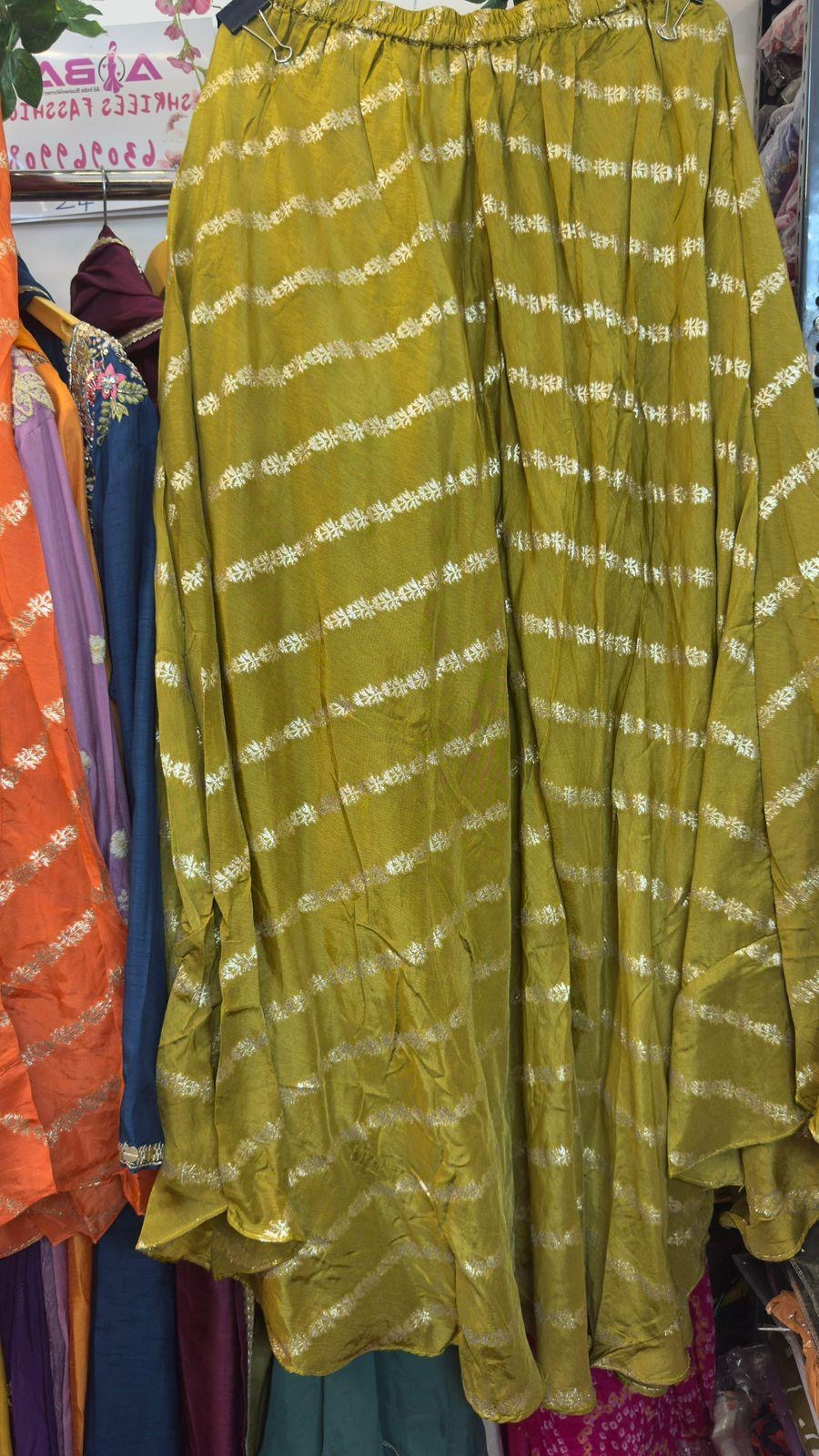 Mul chandari kurta dup pairs with jacquard divider