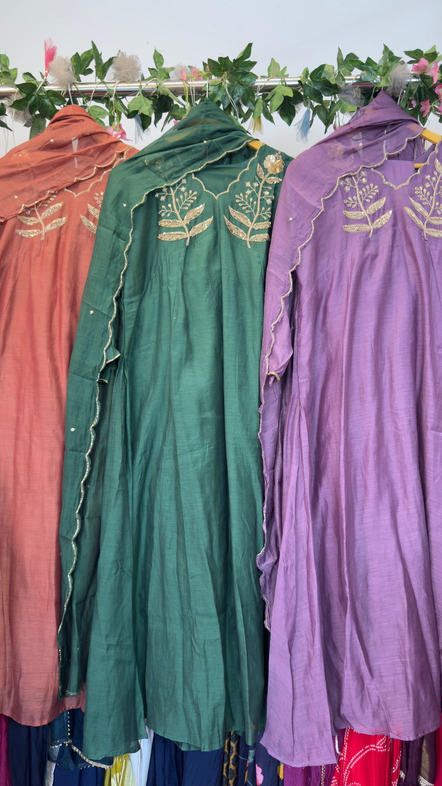 Prettiest mul chandari handwork anarkali