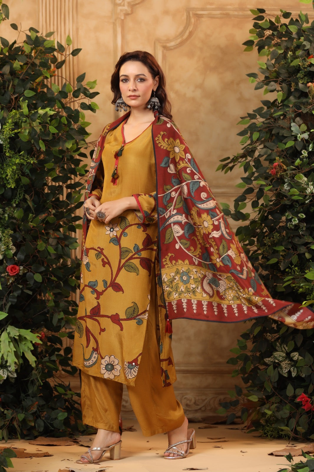 Kamakari muslin kurta pant duppata