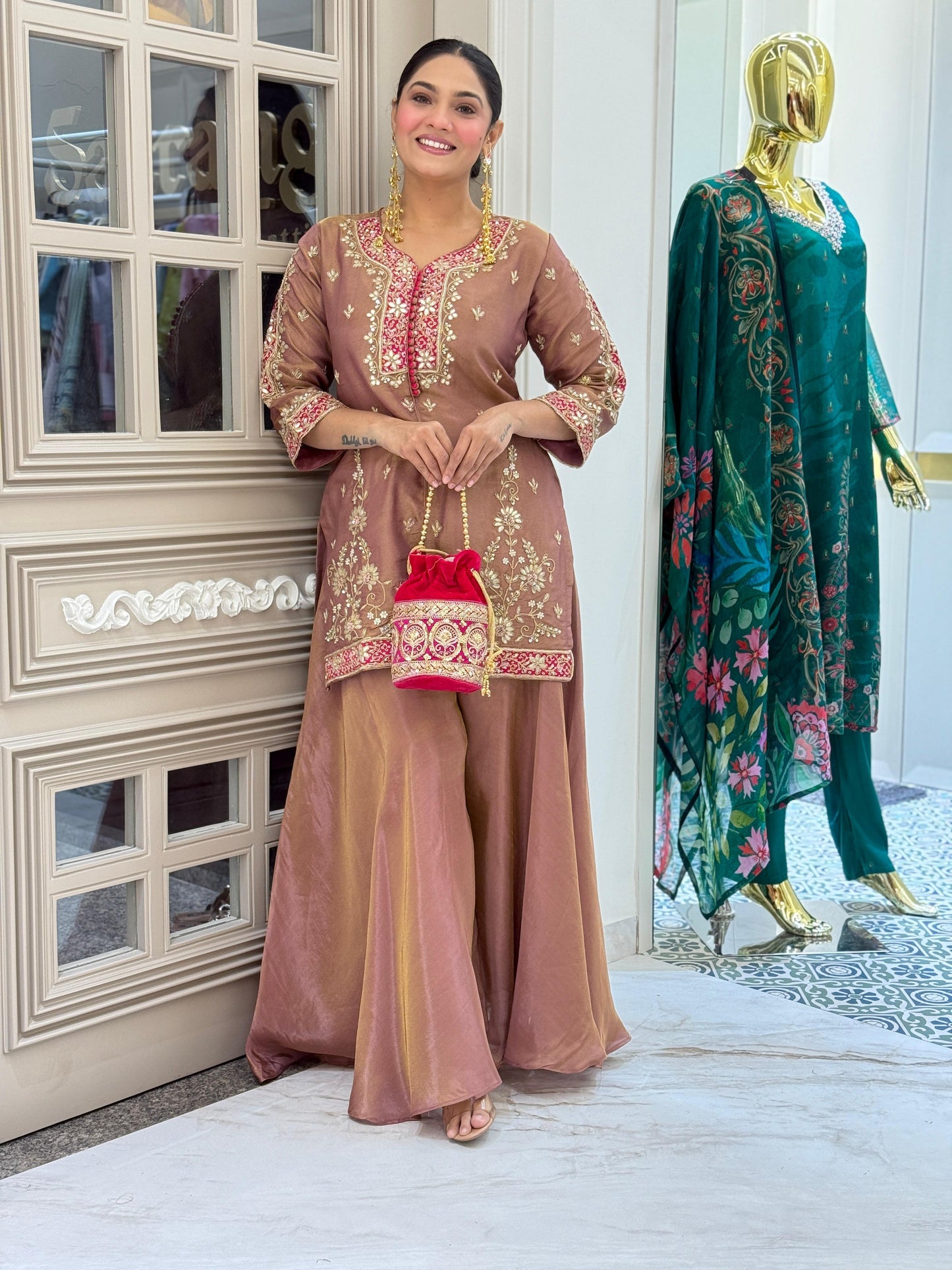 Tissue Bandhani divider set
