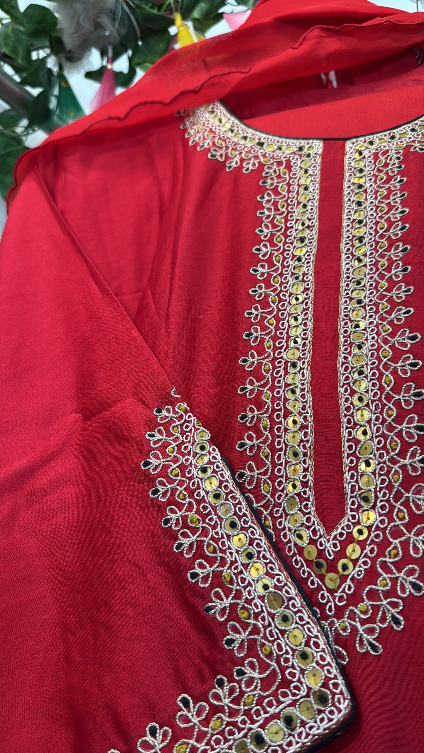Silky heavy hand work hem suit