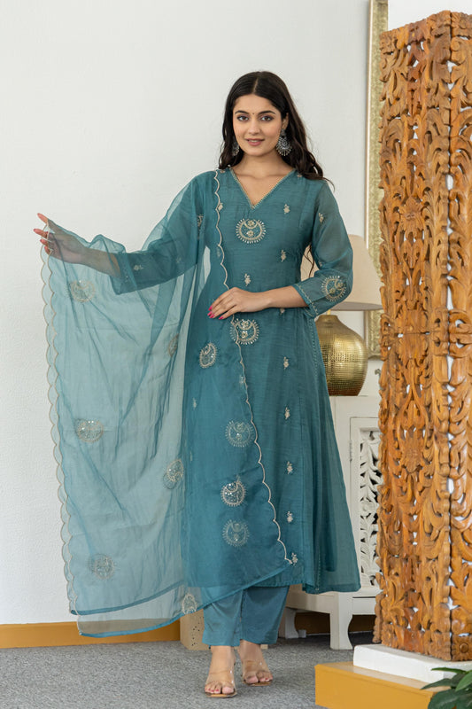 Metalic blue mul chandari suit