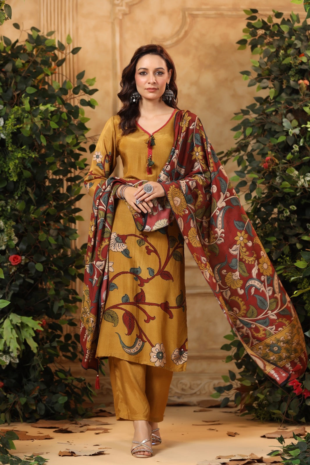 Kamakari muslin kurta pant duppata