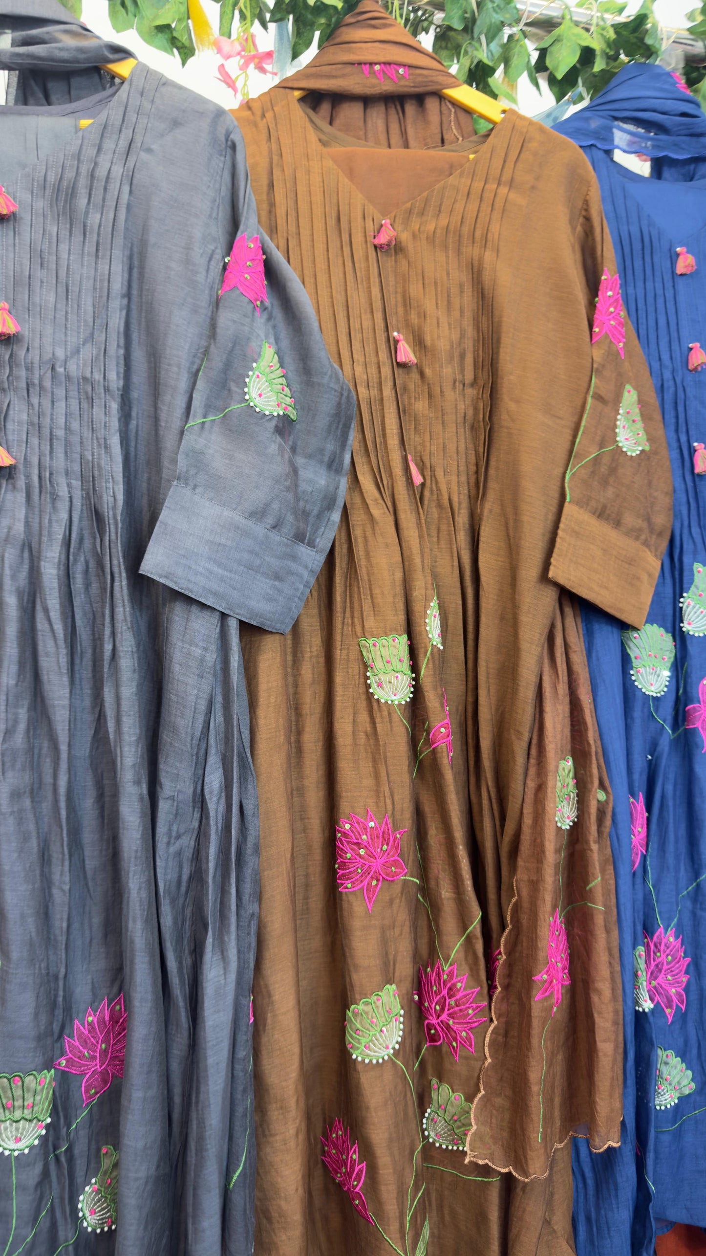 Appliqué mul chandari suit