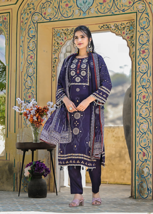 Purple crepe shell print suit