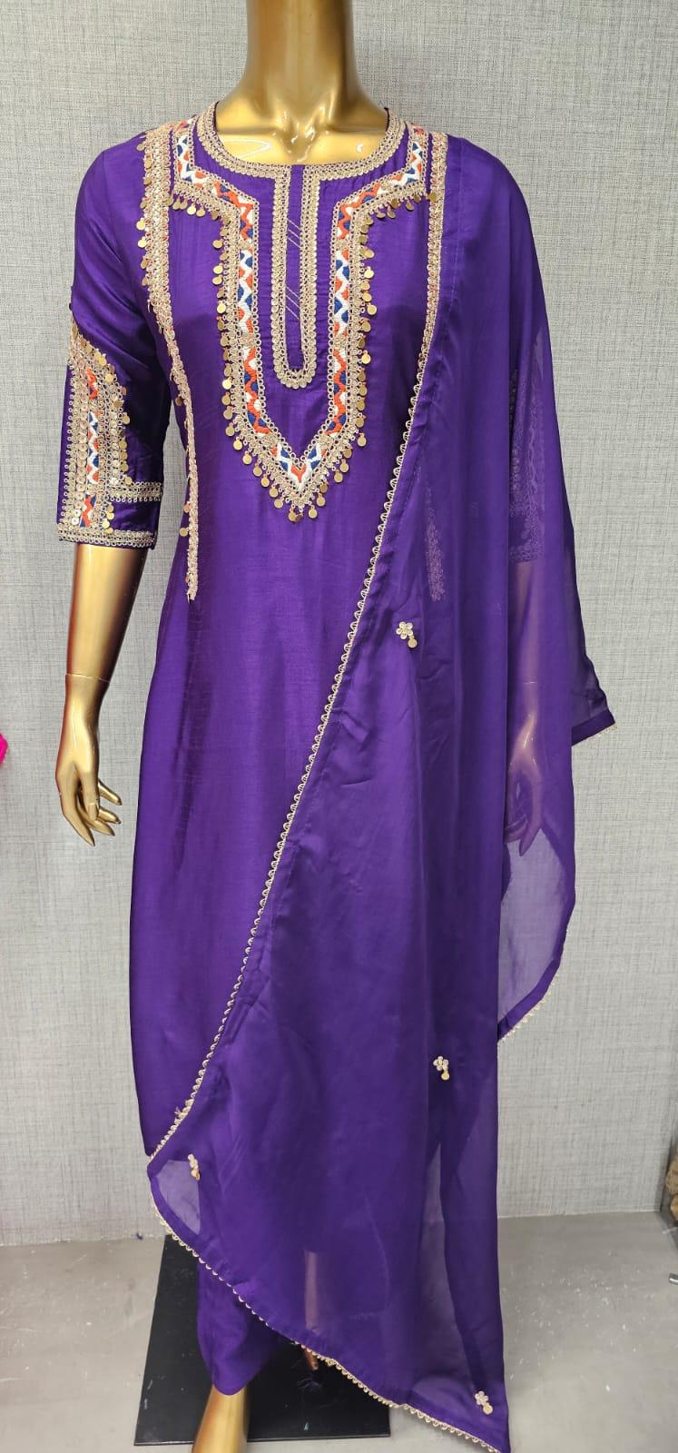 Heavy & beautiful handwork all over sleeves n neck line in pure chandari silk fabric