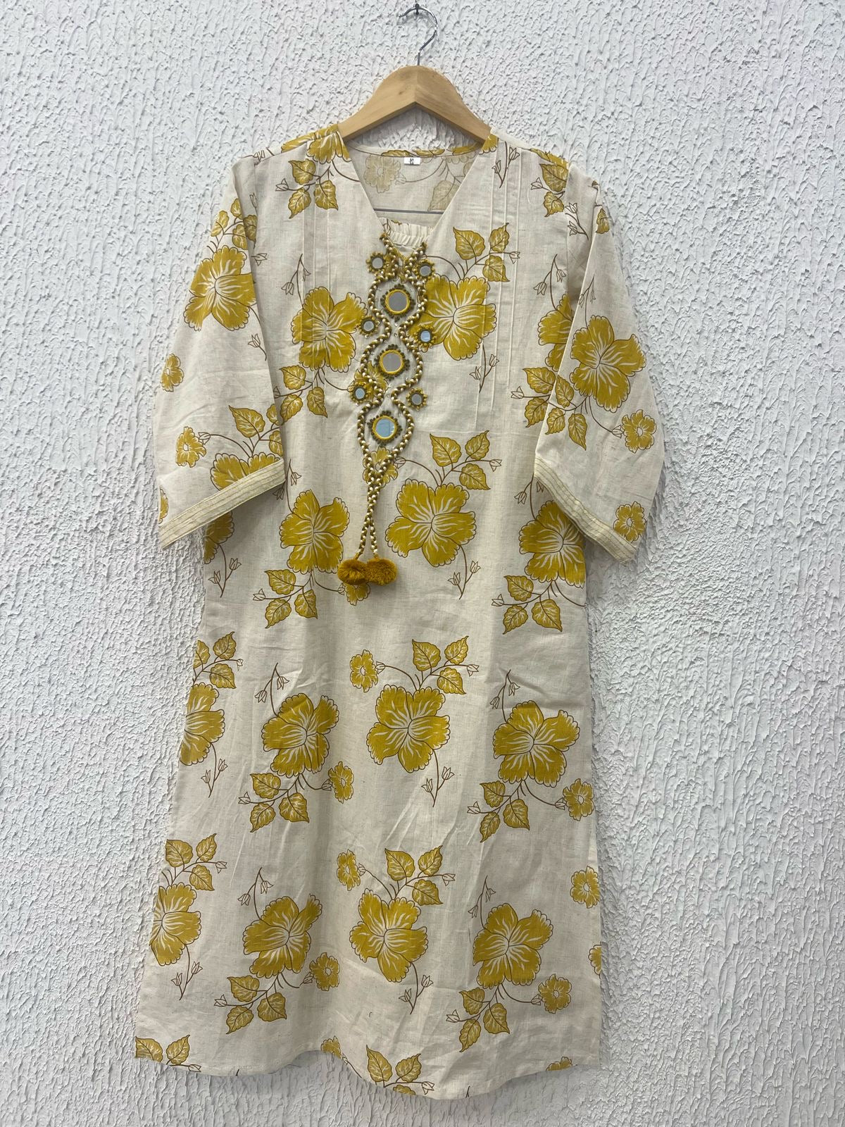 Yellow Cotton mirror neck kurta pant
