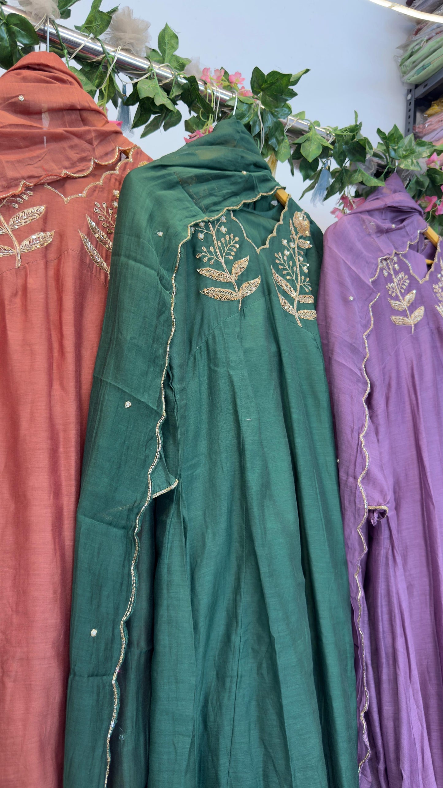 Prettiest mul chandari handwork anarkali