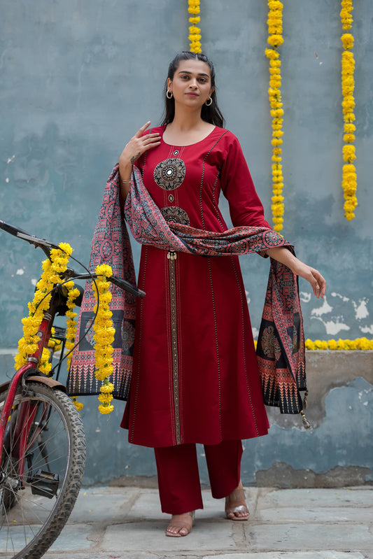 Kutch maroon handling cotton kurta pant with Ajrakh dupatta