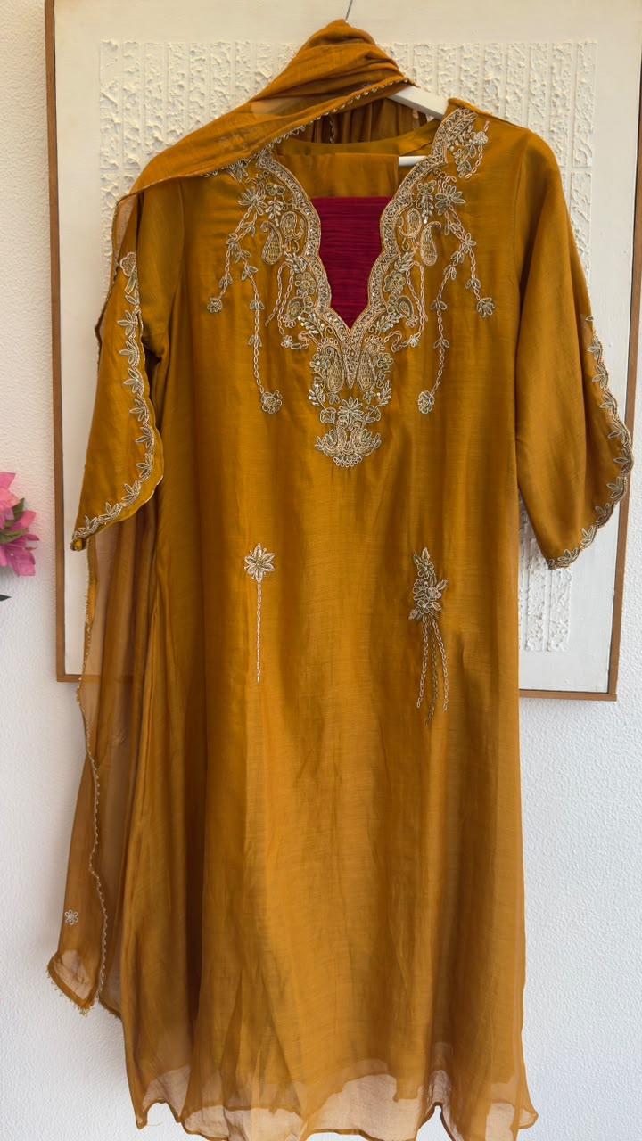 Rakhi edit mul chandari suit