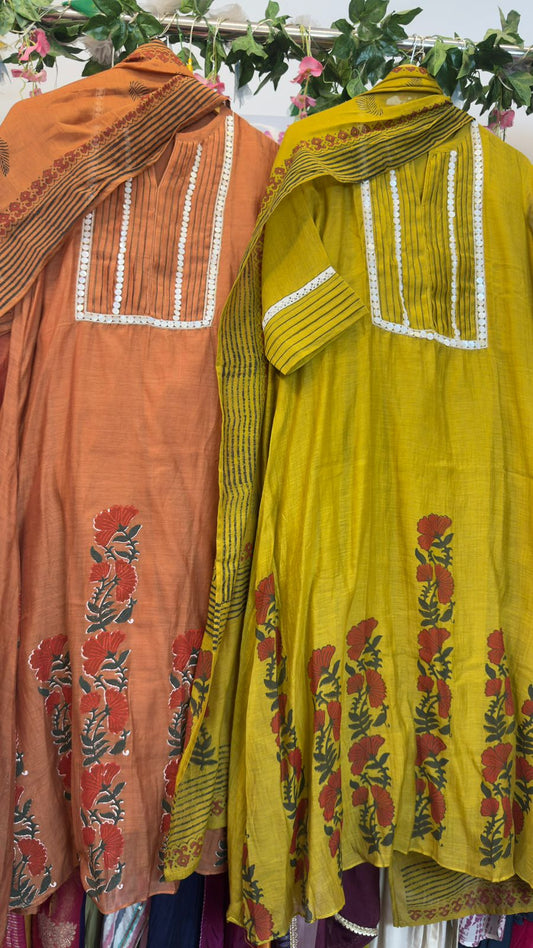 Handblock chandari  silk suit