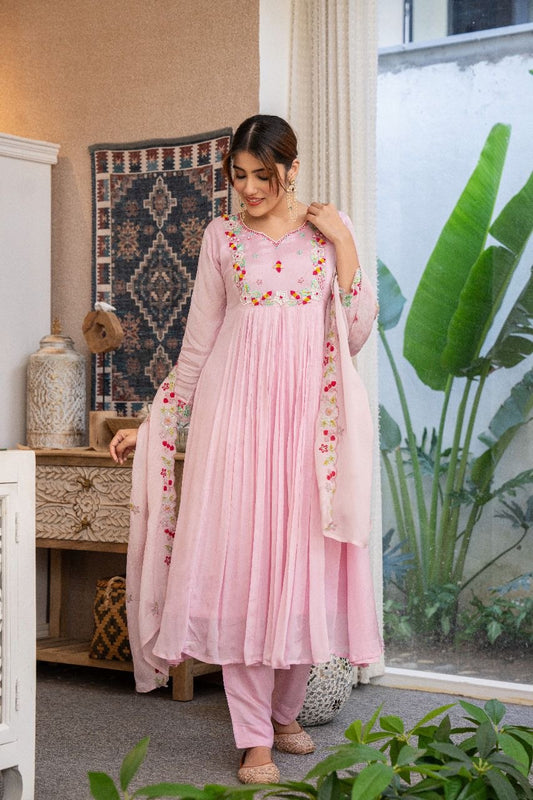 Baby pink chinon Aline
